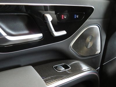 2022 Mercedes-BENZ EQS AMG — миниатюра 26