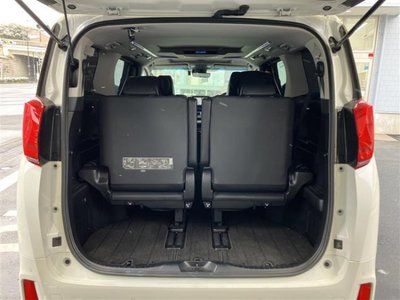 TOYOTA ALPHARD - 8