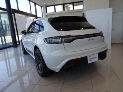 صورة 6 لـ 2023 Porsche MACAN