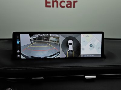 2021 Genesis GV70 thumbnail 16