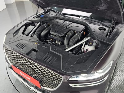 صورة 7 لـ 2021 Genesis GV70
