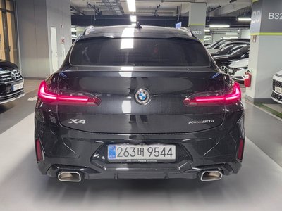 2025 BMW X4 — фото 2