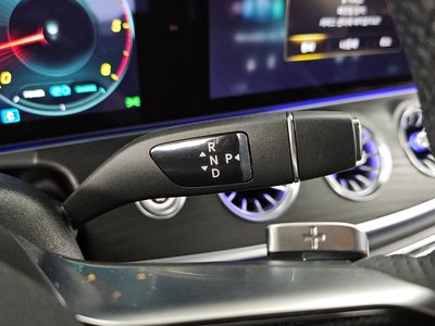 MERCEDES-BENZ CLS - 9