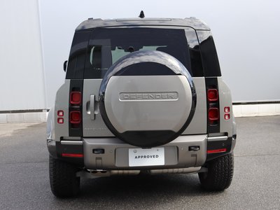 2025 LAND Rover DEFENDER — миниатюра 17