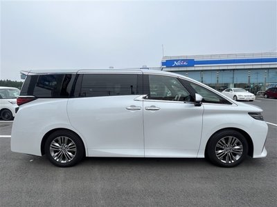 2023 TOYOTA ALPHARD photo 4