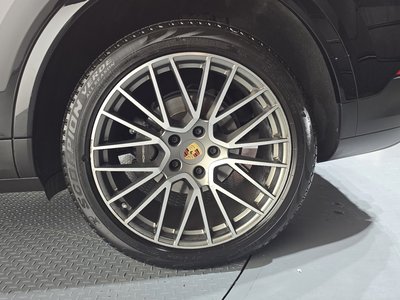 PORSCHE CAYENNE - 8