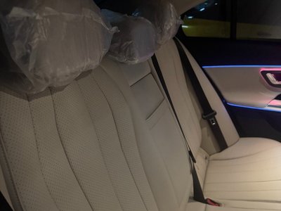 MERCEDES-BENZ E-CLASS - 10