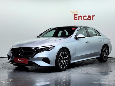 MERCEDES-BENZ E-CLASS - 1