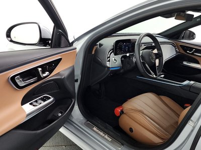 MERCEDES-BENZ E-CLASS - 10