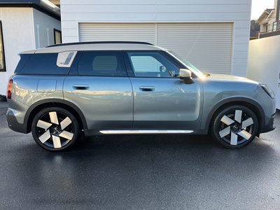 MINI MINI COUNTRYMAN - 9