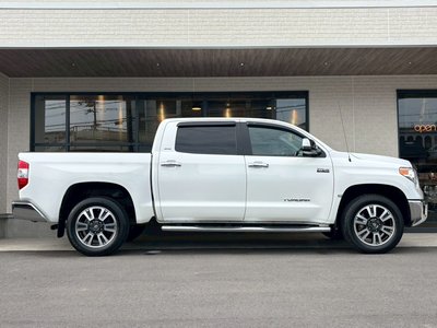 TOYOTA TUNDRA - 8