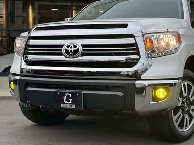 TOYOTA TUNDRA - 10