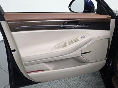 2020 Genesis G90 — миниатюра 14