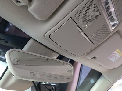 2020 Genesis G90 — миниатюра 33