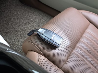 2020 Genesis G90 — миниатюра 31