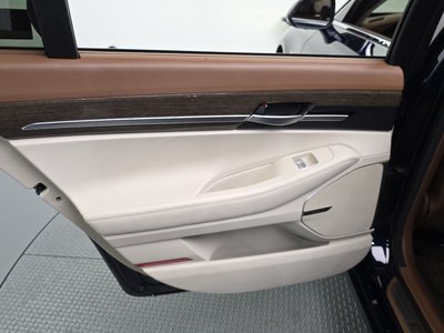 2020 Genesis G90 — миниатюра 15