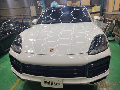 PORSCHE CAYENNE COUPE - 3