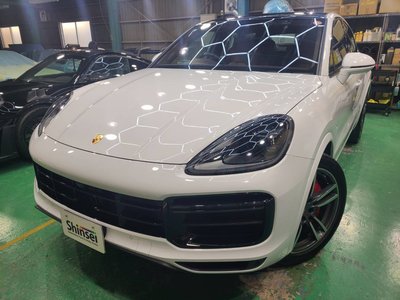 PORSCHE CAYENNE COUPE