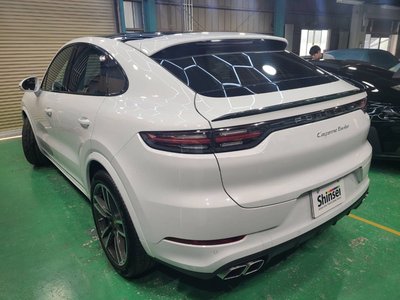 PORSCHE CAYENNE COUPE - 9