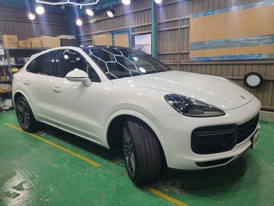 PORSCHE CAYENNE COUPE - 2