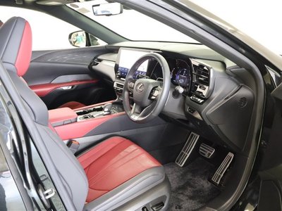 صورة مصغرة 28 لـ 2023 Lexus RX