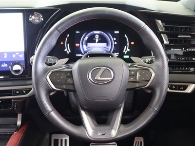 صورة مصغرة 24 لـ 2023 Lexus RX
