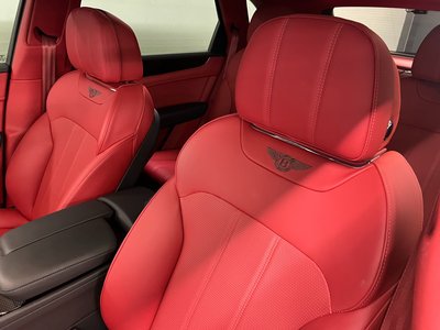 BENTLEY BENTAYGA - 6