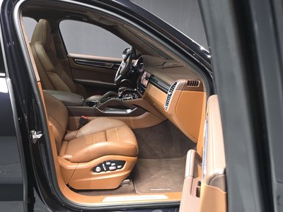 صورة مصغرة 11 لـ 2021 Porsche CAYENNE