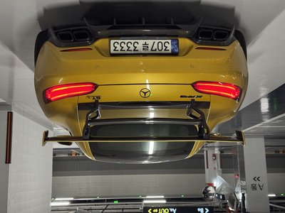 MERCEDES-BENZ AMG GT - 3