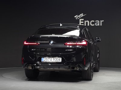2025 BMW X4 照片 4