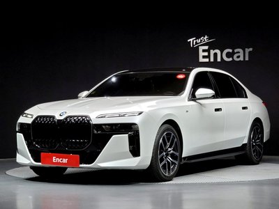 BMW 7 SERIES - 1