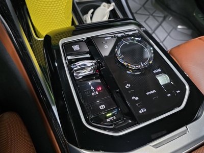 BMW 7 SERIES - 9
