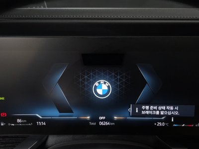 BMW 7 SERIES - 8
