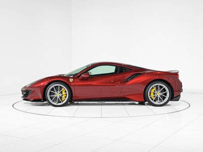 FERRARI 488 PISTA - 7