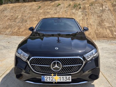 MERCEDES-BENZ E-CLASS - 2