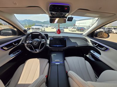 MERCEDES-BENZ E-CLASS - 5