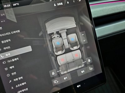 2025 Tesla MODEL Y — миниатюра 22