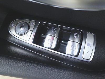 صورة مصغرة 23 لـ 2023 Mercedes-BENZ E-CLASS