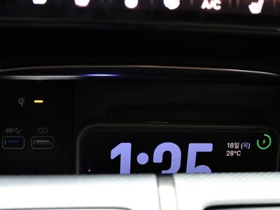 2021 Genesis GV80 photo 10