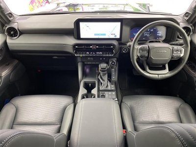 TOYOTA LAND CRUISER 250 - 9