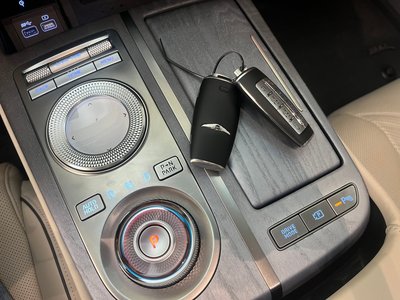 GENESIS G80 (RG3) - 9