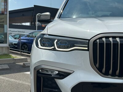 BMW X7 - 10