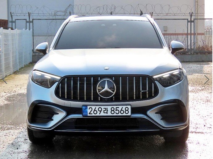MERCEDES-BENZ GLC - View 1