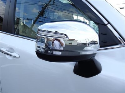 TOYOTA LAND CRUISER 300 - 9