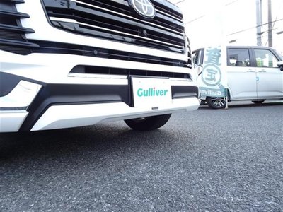 TOYOTA LAND CRUISER 300 - 6