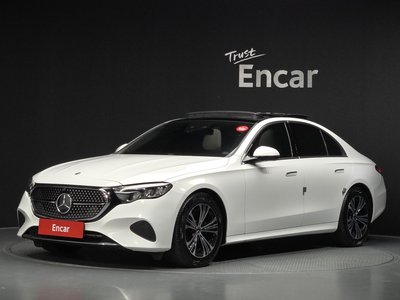 MERCEDES-BENZ E-CLASS - 1