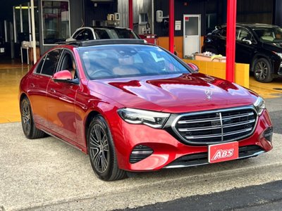 MERCEDES-BENZ E-CLASS - 10