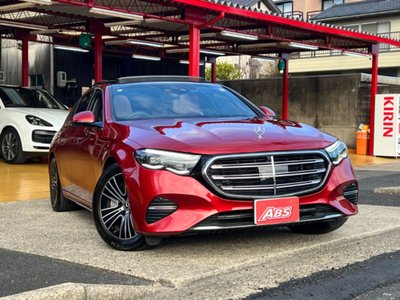 MERCEDES-BENZ E-CLASS - 8