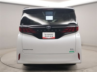 TOYOTA ALPHARD - 2