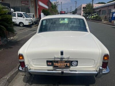 ROLLS-ROYCE SILVER SHADOW - 8